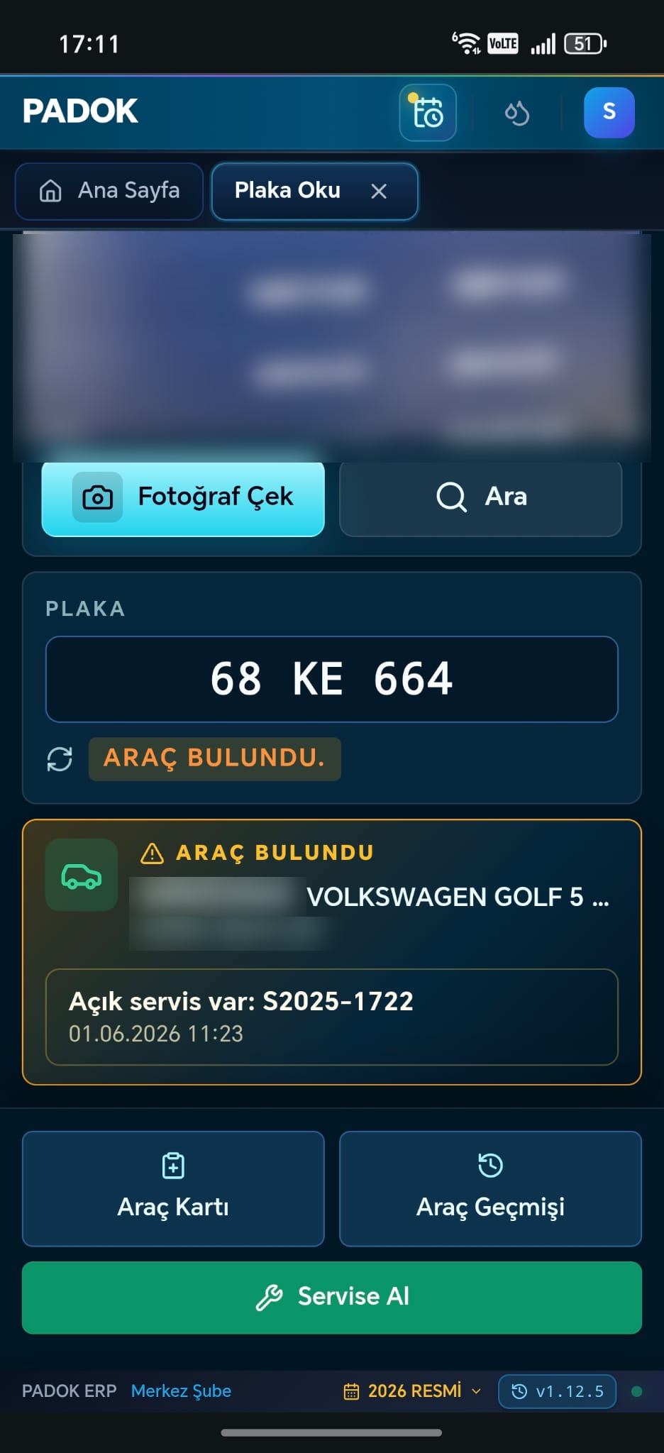 Plaka okundu, araç ve servis bilgisi ekranda — PADOK Bulut